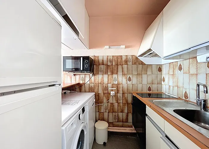 Appartement Pour 4 Avec Terrasse Et Accès Direct - Carnon, Proche Montpellier - Wifi Inclus - Fr-1-715-51 *